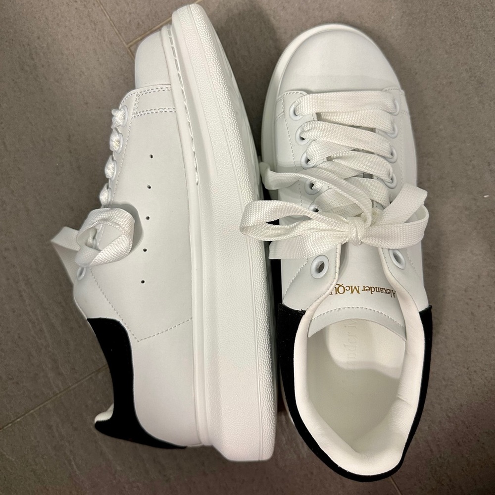 Alexander McQueen Sneakers